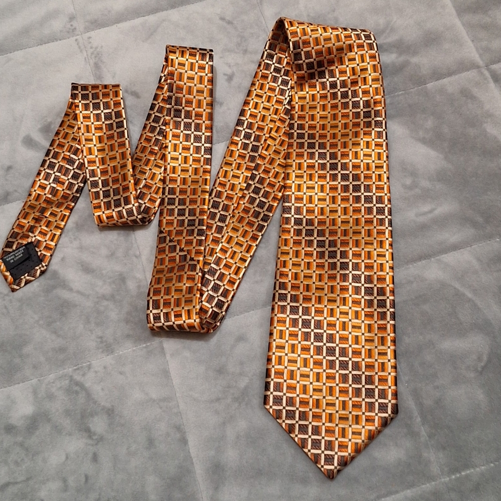 Stacy Adam's Mettalic Patterned Microfiber Tie